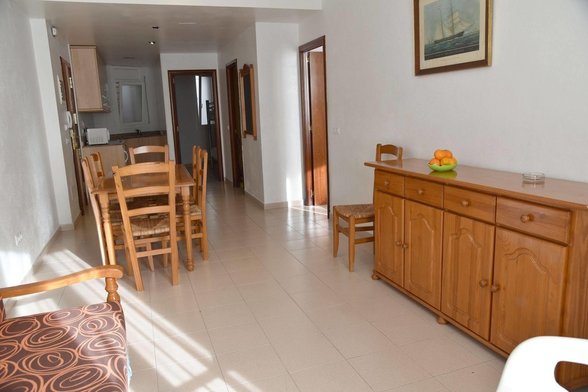 Apartamentos Ar Dosjoimi Lloret de Mar Kültér fotó