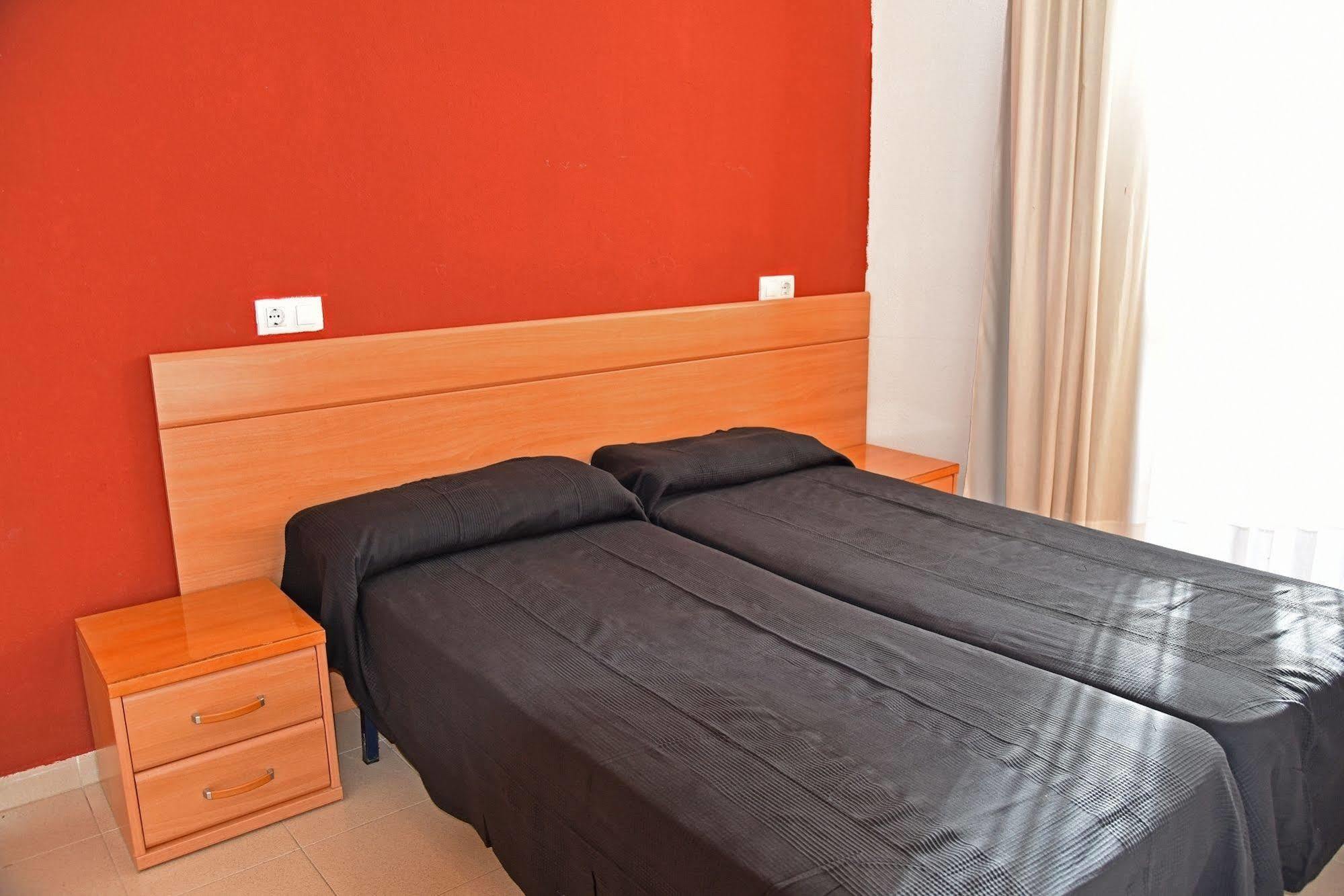 Apartamentos Ar Dosjoimi Lloret de Mar Kültér fotó