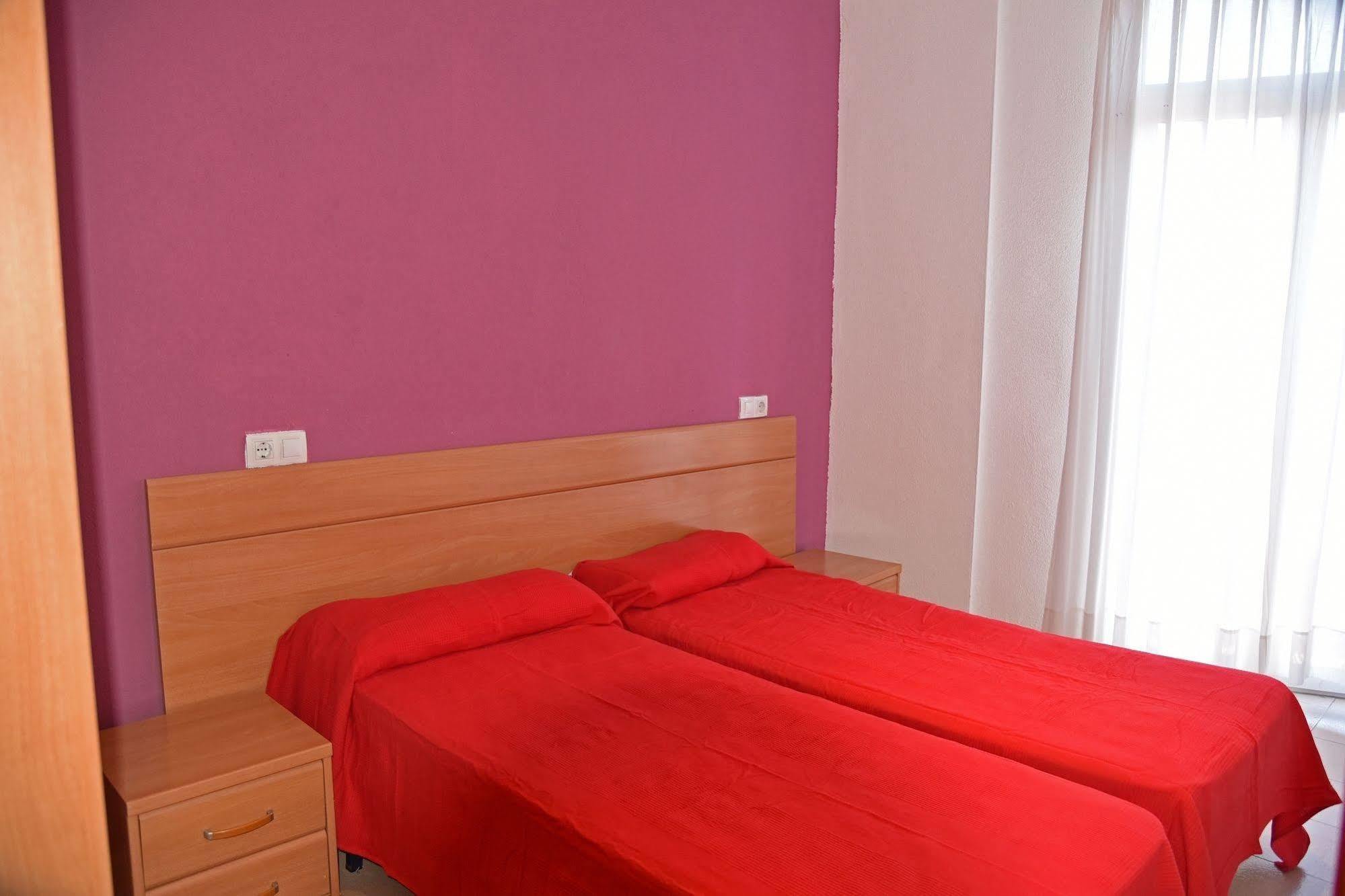 Apartamentos Ar Dosjoimi Lloret de Mar Kültér fotó