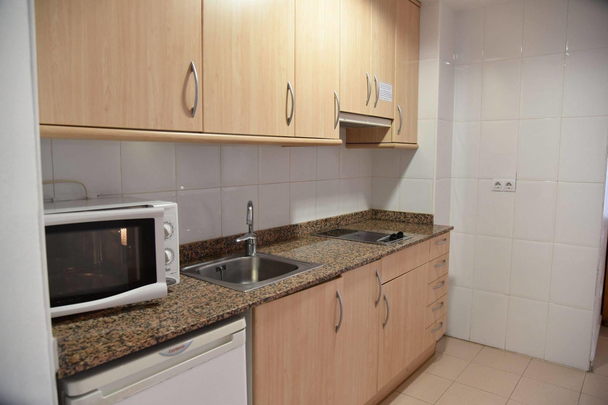 Apartamentos Ar Dosjoimi Lloret de Mar Kültér fotó